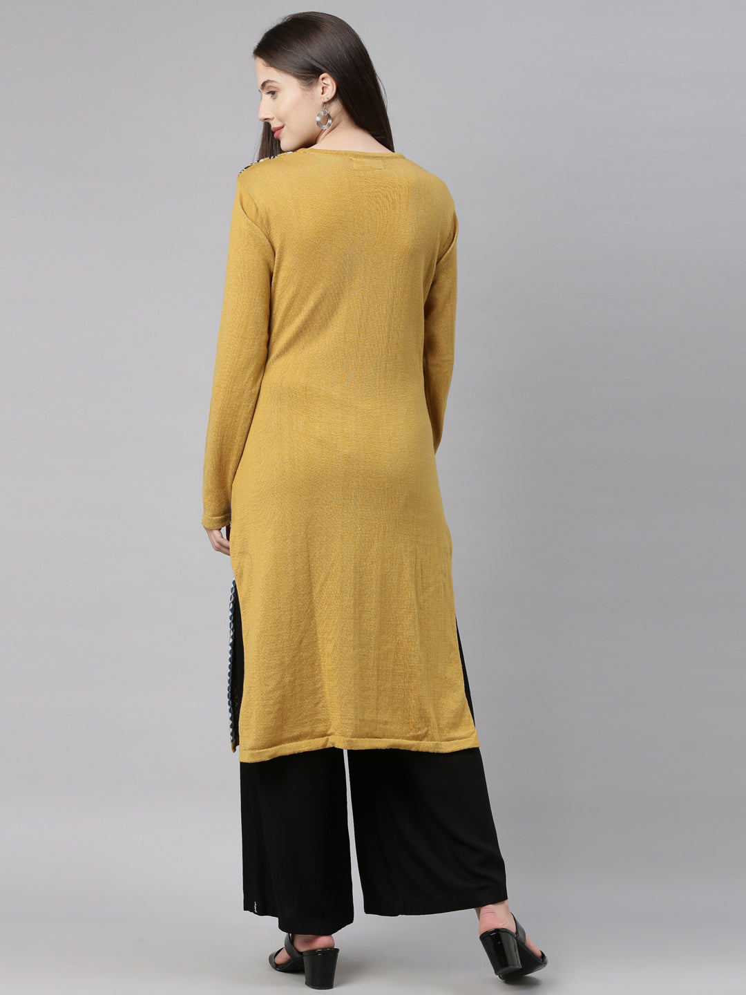 Neerus Yellow acrylic printed kurta geometric design - detail view 1