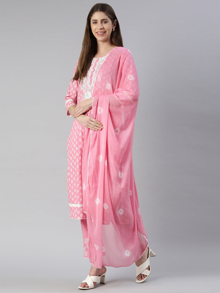Neerus Pink cotton embroidered kurta set with trouser and dupatta - detail view 2