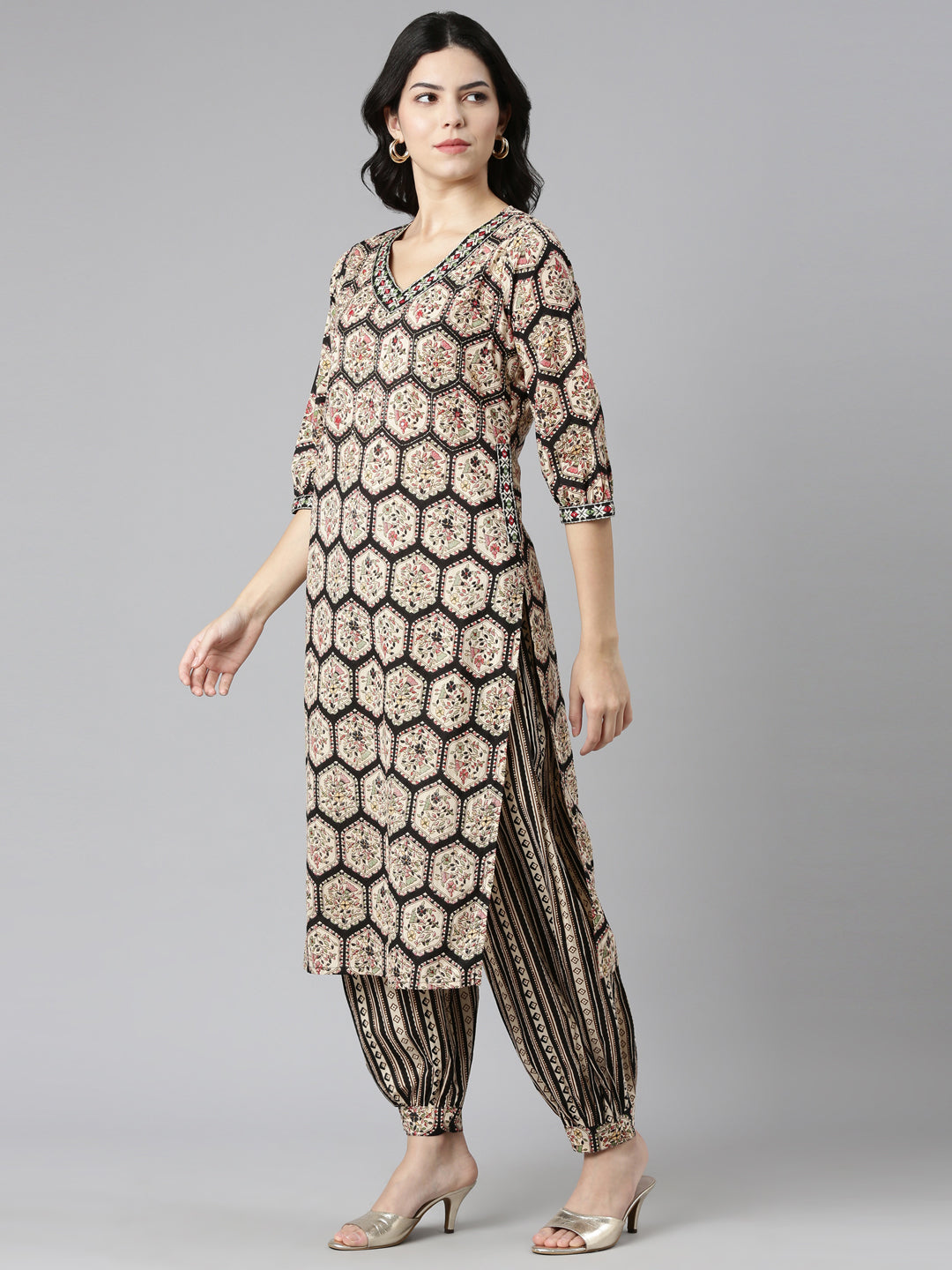 Neerus Black cotton printed kurta set with salwar and dupatta - back view