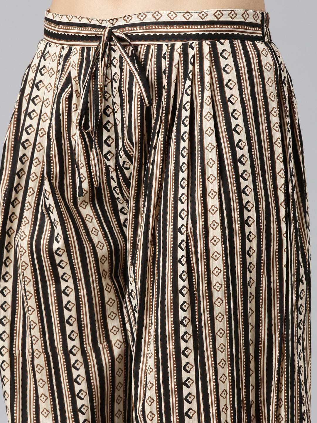 Neerus Black cotton printed kurta set with salwar and dupatta - detail view 3