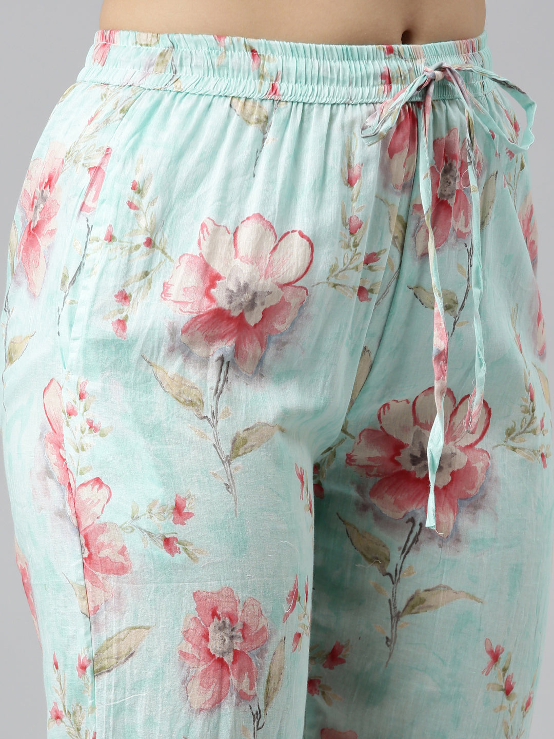 Neerus Green printed straight kurta set with dupatta - detail view 3