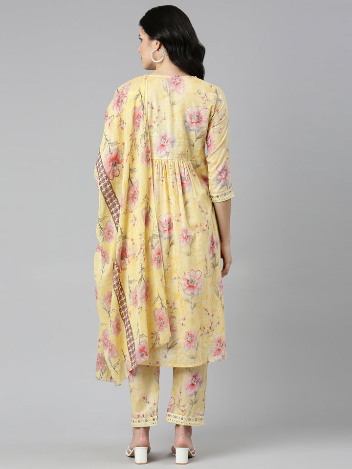 Neerus Yellow cotton printed kurta set with trouser and dupatta - side view