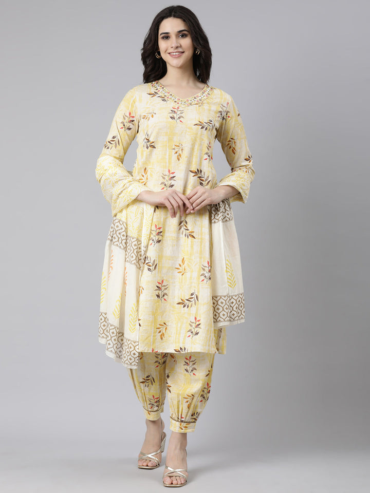 Neerus Yellow linen printed suit set - front view