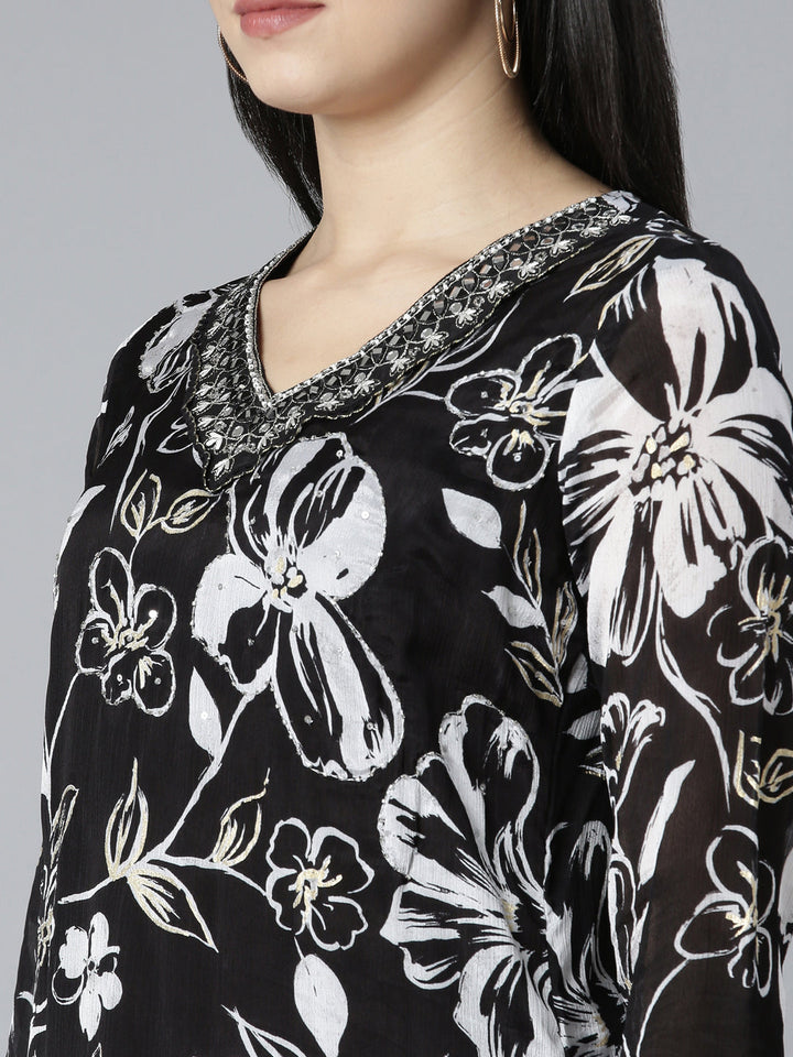 Neerus Black crepe printed kurta set with trousers and dupatta - detail view 1