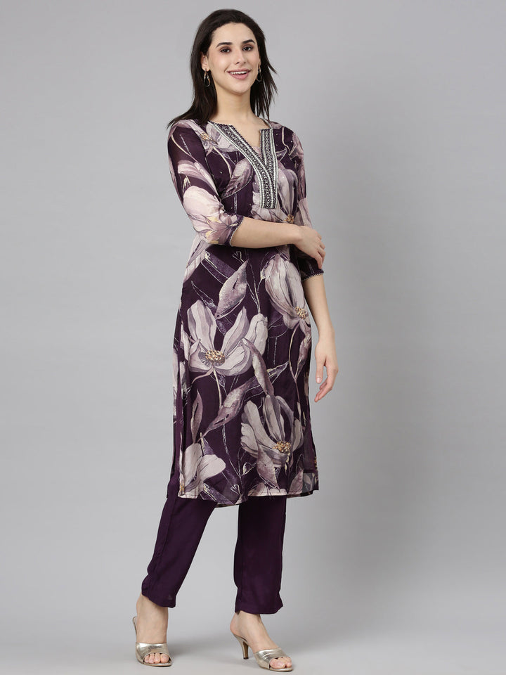 Neerus Purple printed floral straight suit set - back view