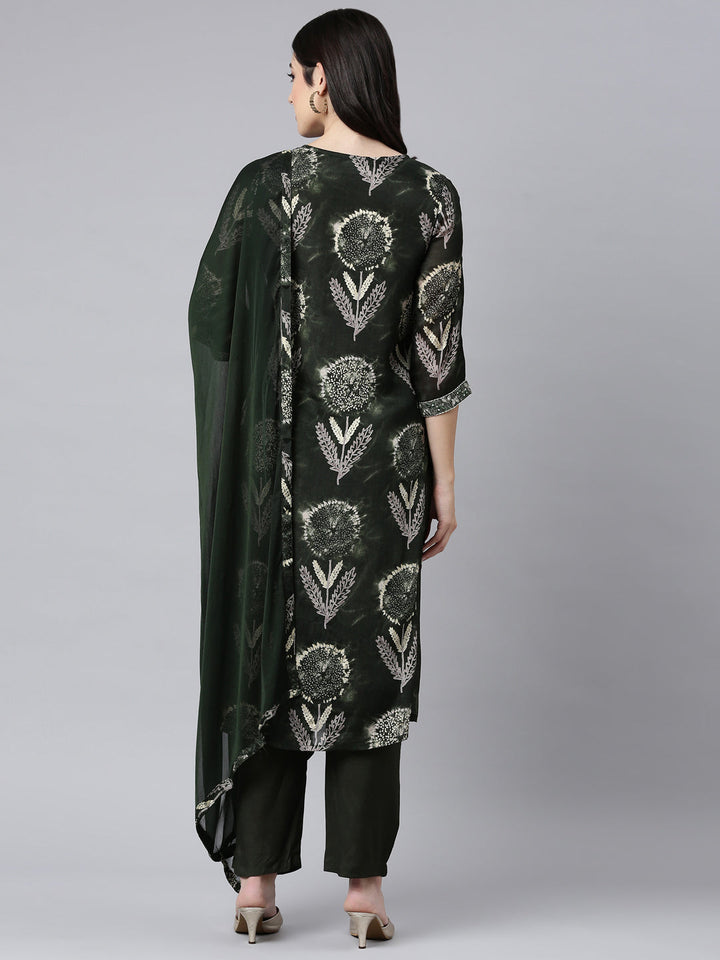 Neerus Green printed floral suit set - side view