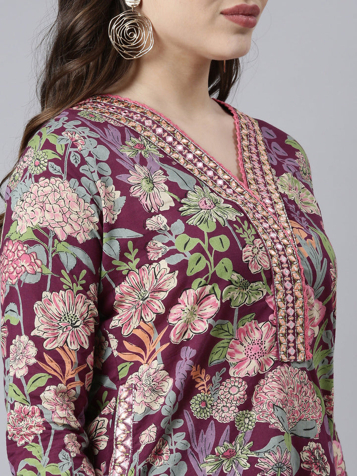 Neerus Purple printed floral straight suit set - detail view 1