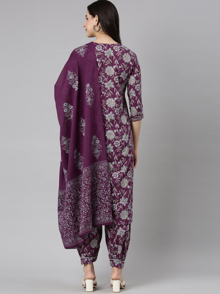 Neerus Purple cotton printed suit set - side view