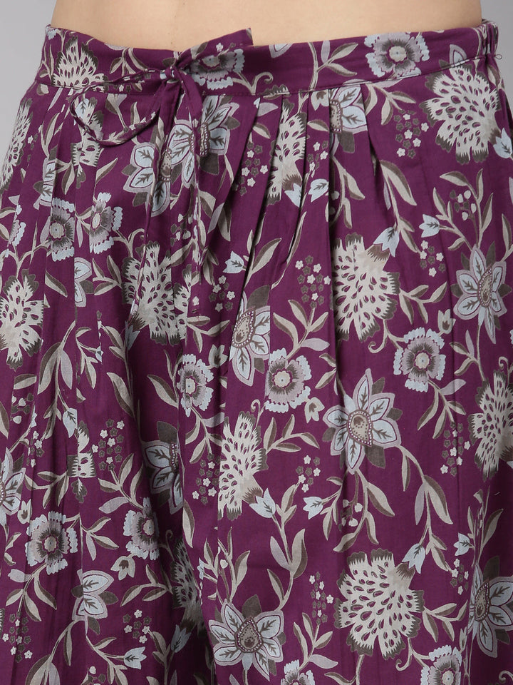 Neerus Purple cotton printed suit set - detail view 3
