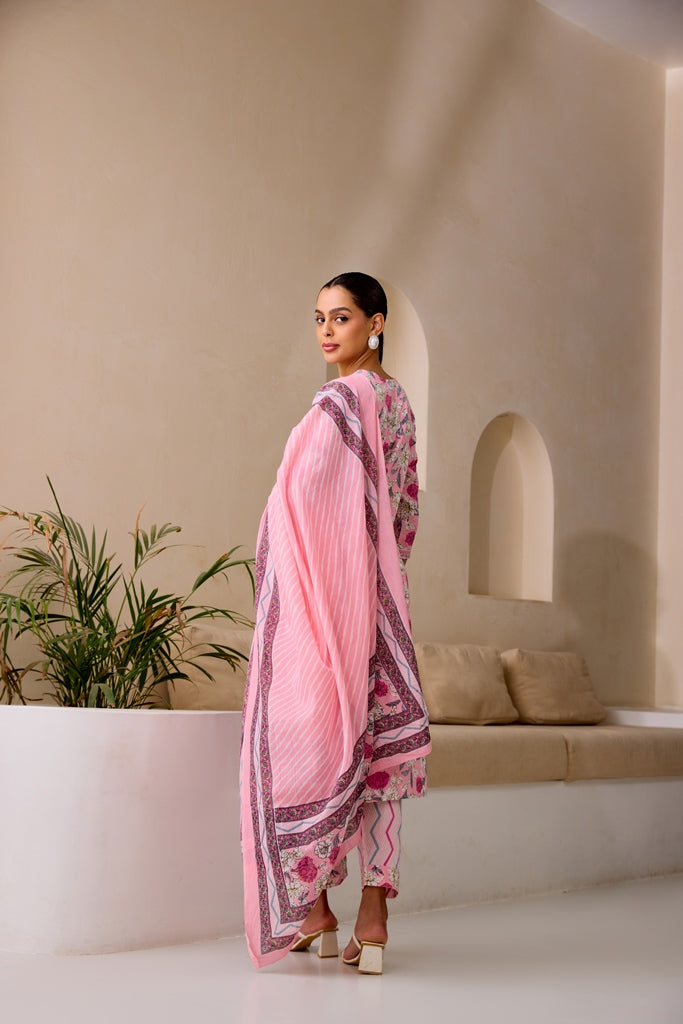 Neerus Pink embellished straight suit set - detail view 1