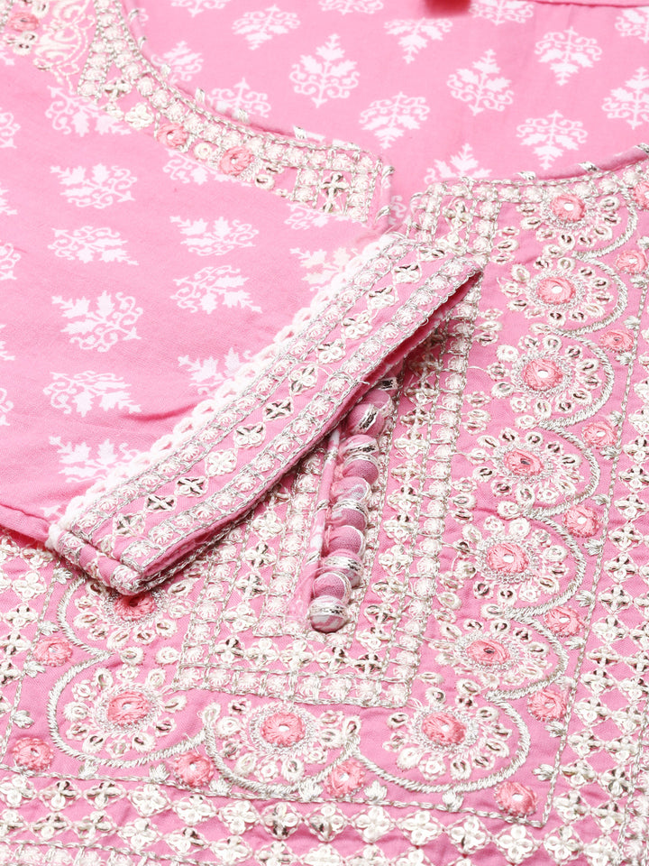 Neerus Pink cotton printed kurta set with trousers and dupatta - detail view 2