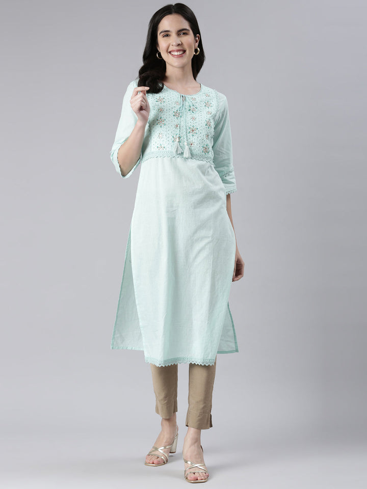 Neerus Green cotton solid straight kurta - detail view 2