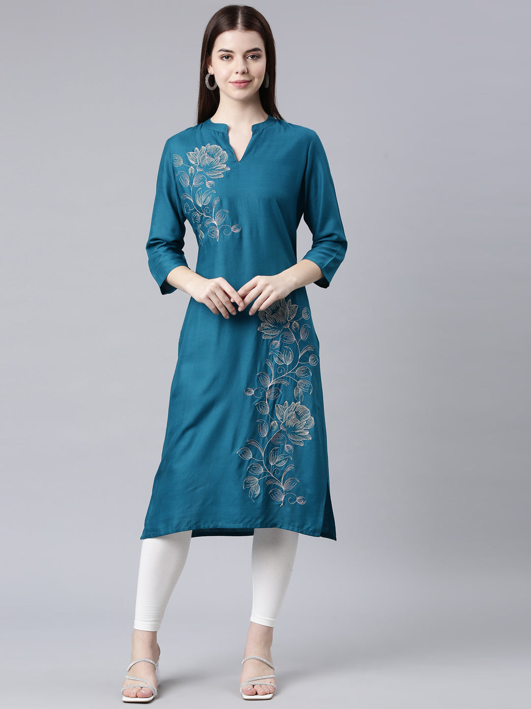 Neerus Green printed floral straight kurta - front view