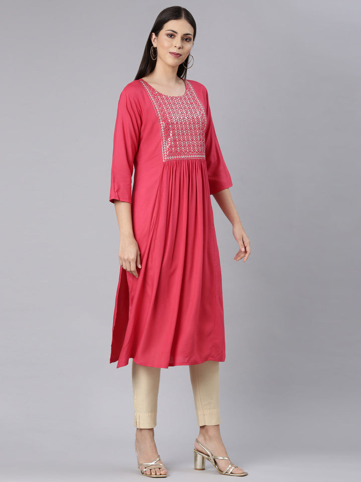 Neerus Red rayon solid straight kurti - side view