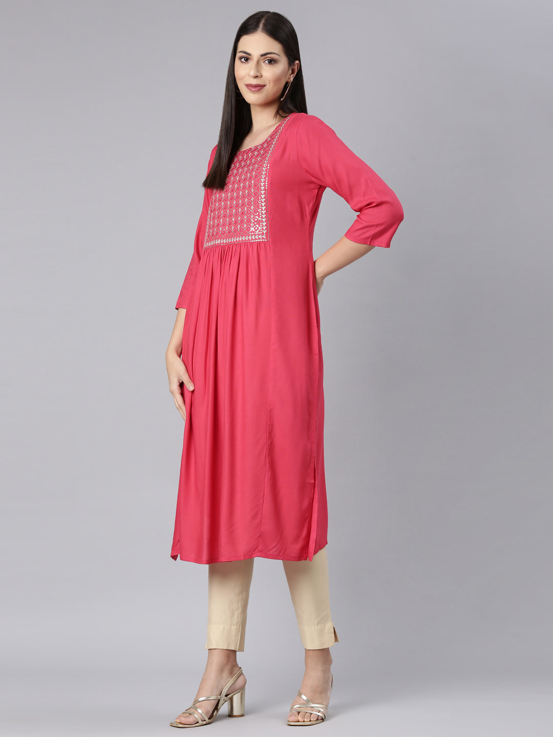 Neerus Red rayon solid straight kurti - detail view 3