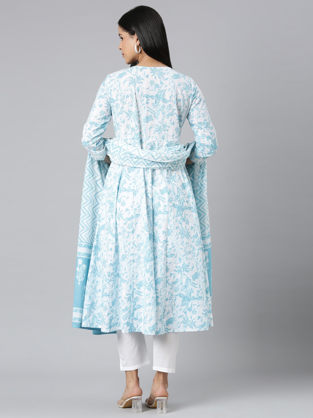 Neerus Blue muslin printed straight suit set - side view