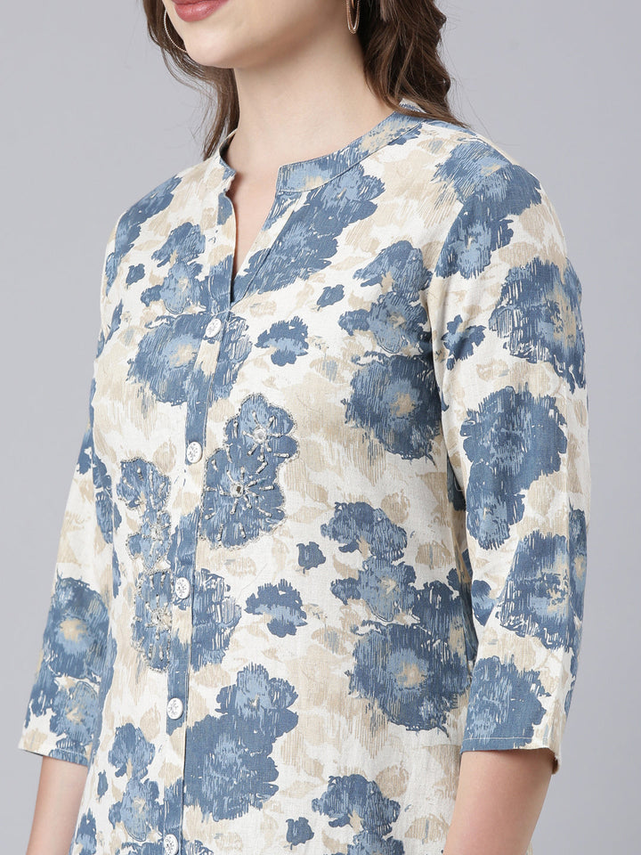 Neerus Blue printed floral straight kurta - detail view 2