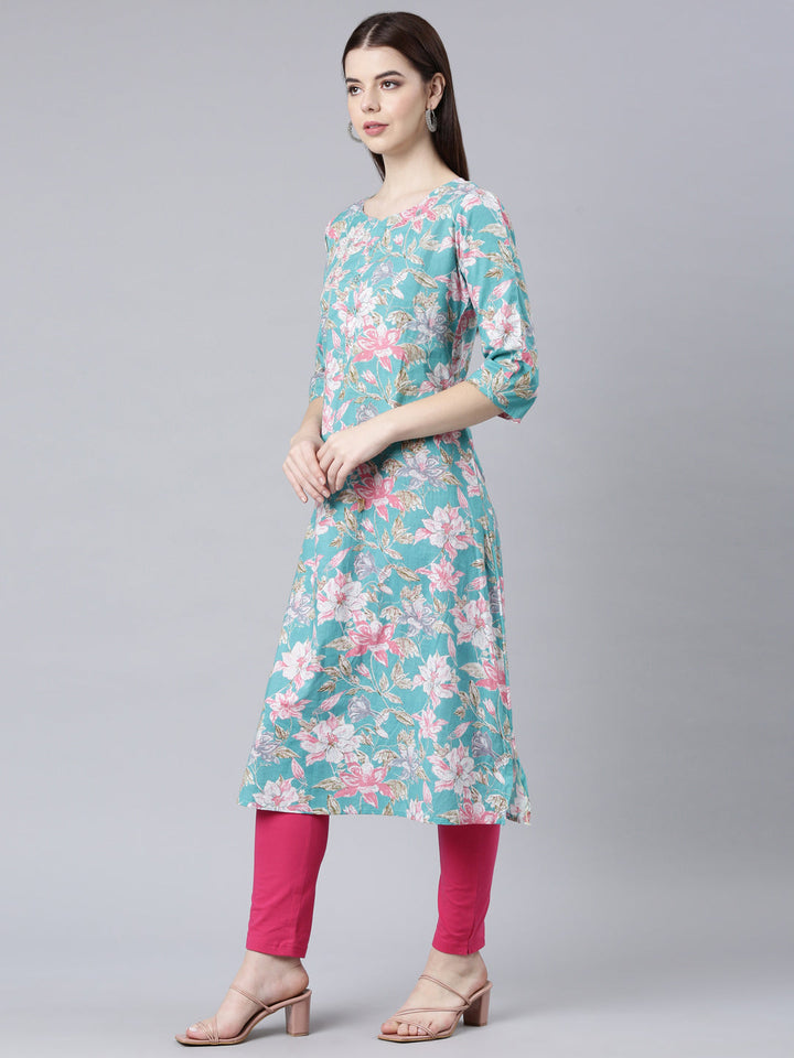 Neerus Green rayon printed straight kurta - back view