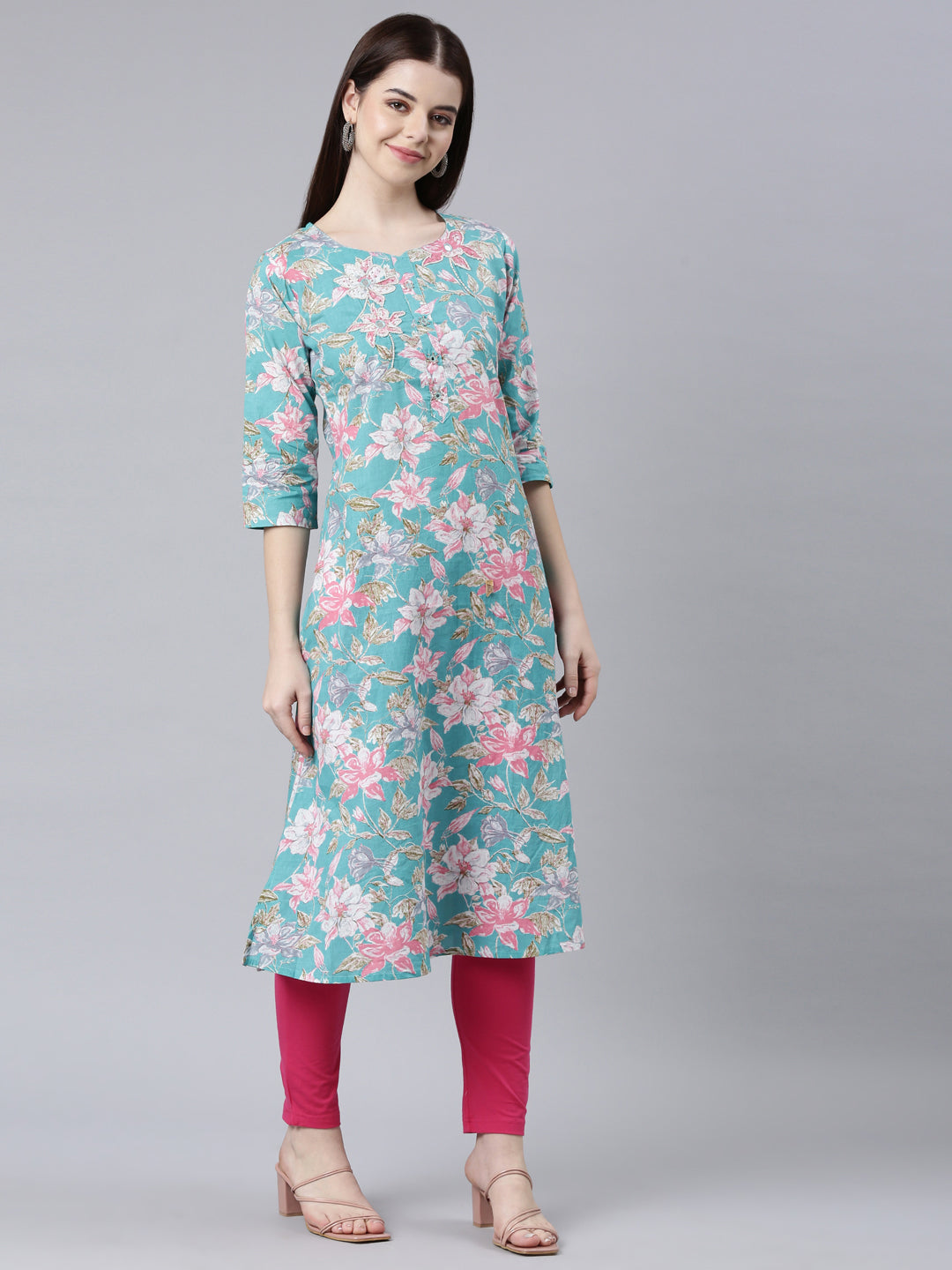 Neerus Green rayon printed straight kurta - side view