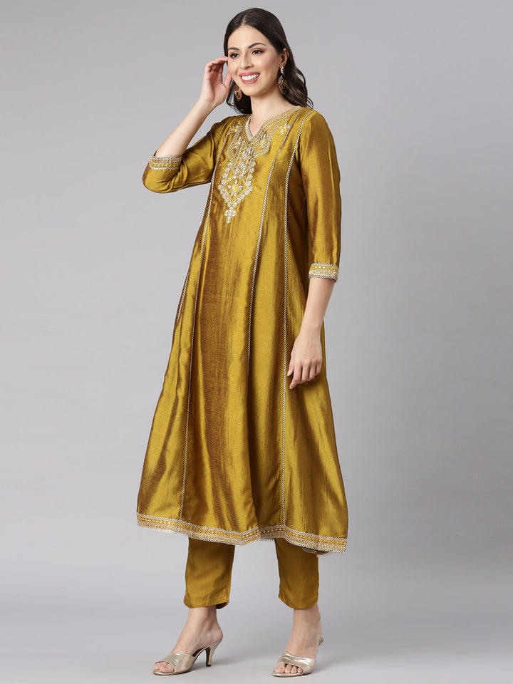 Neerus Green silk solid anarkali suit set - detail view 3