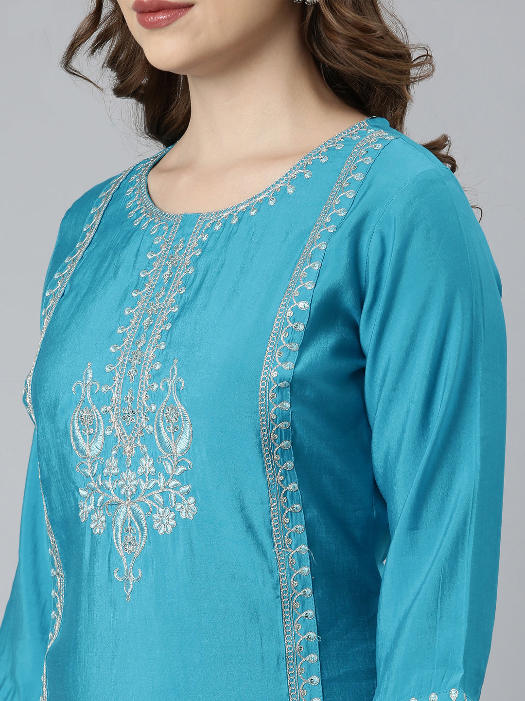 Neerus Green solid straight suit set with dupatta - detail view 4