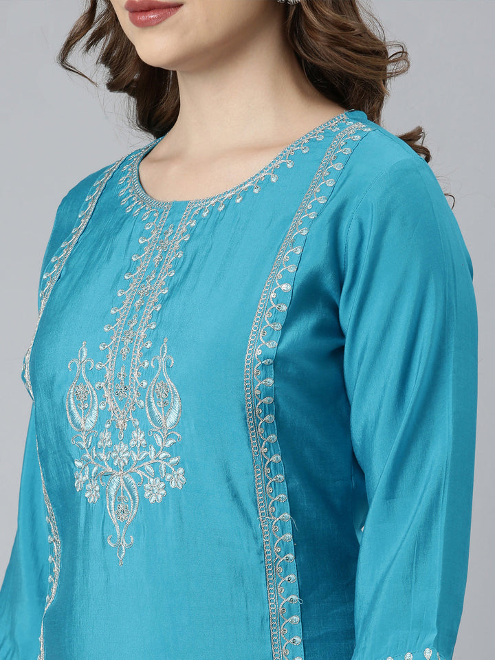 Neerus Green solid straight suit set with dupatta - detail view 4