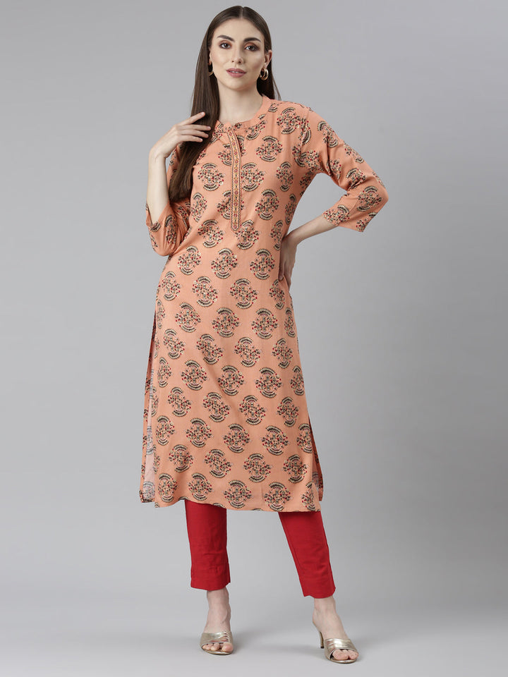 Neerus Orange rayon printed floral straight kurti - detail view 2