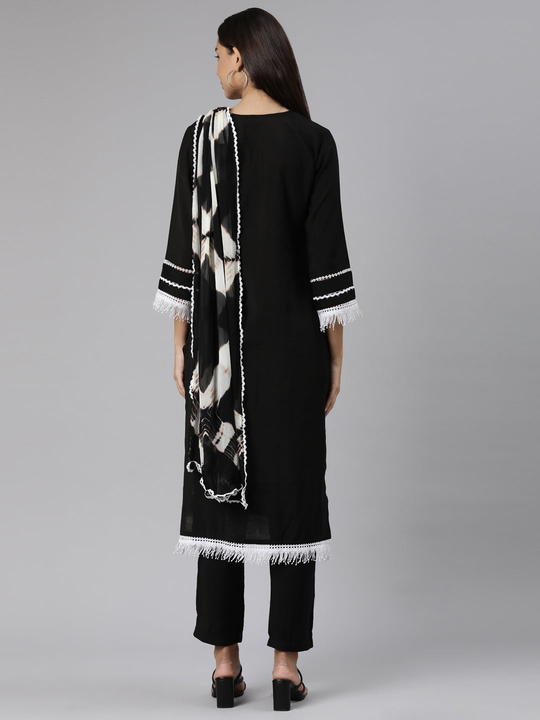 Neerus Black Shantoon printed suit set - side view