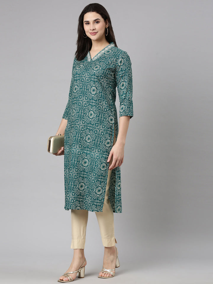 Neerus Green rayon bandhani printed kurti - detail view 2