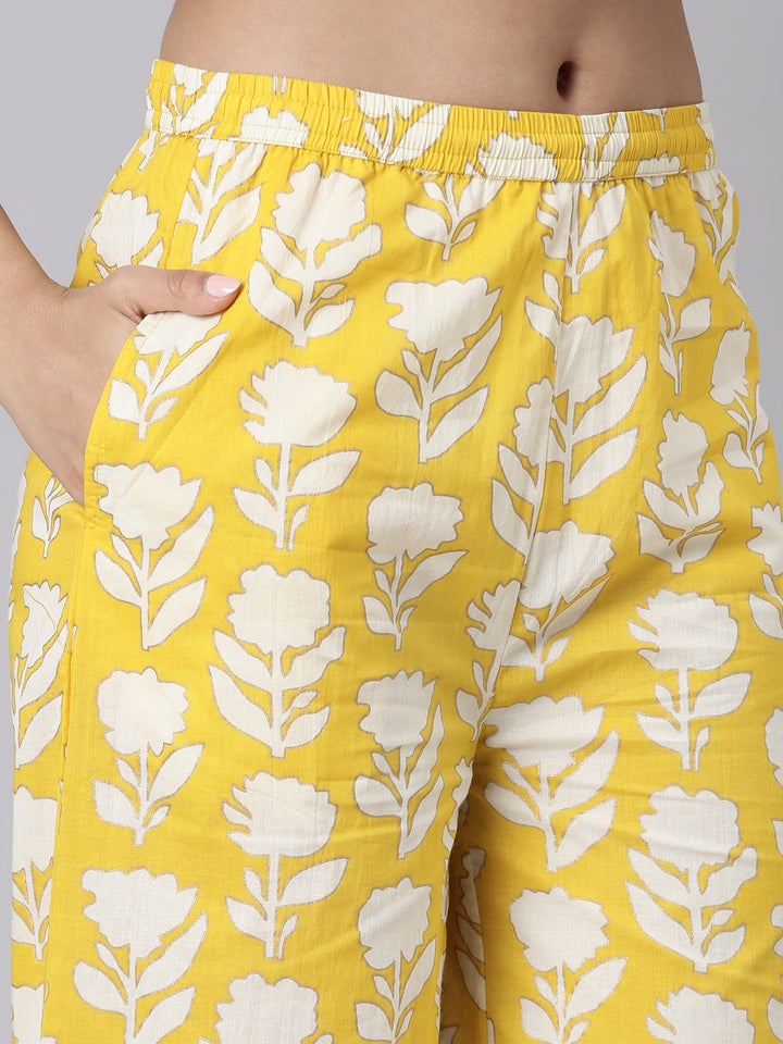 Neerus Yellow Casual Printed Straight Kurta and Palazzos