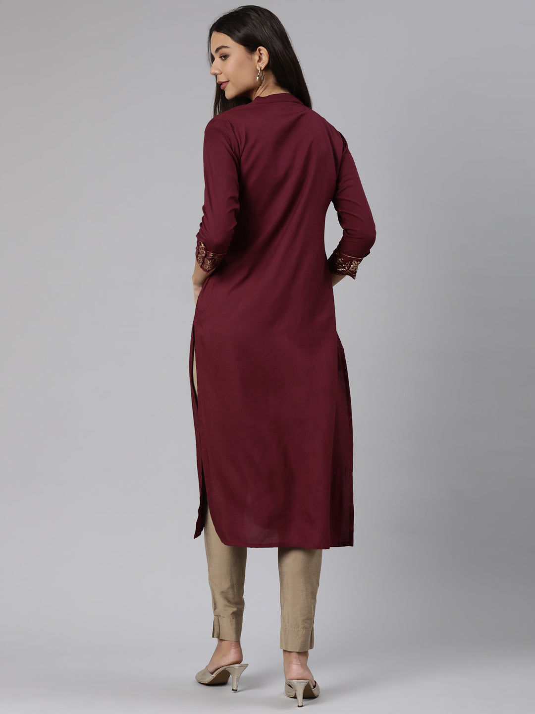 Neerus Maroon solid straight kurti - side view