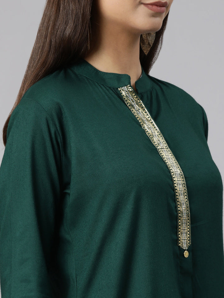 Neerus Green solid straight kurti - detail view 1
