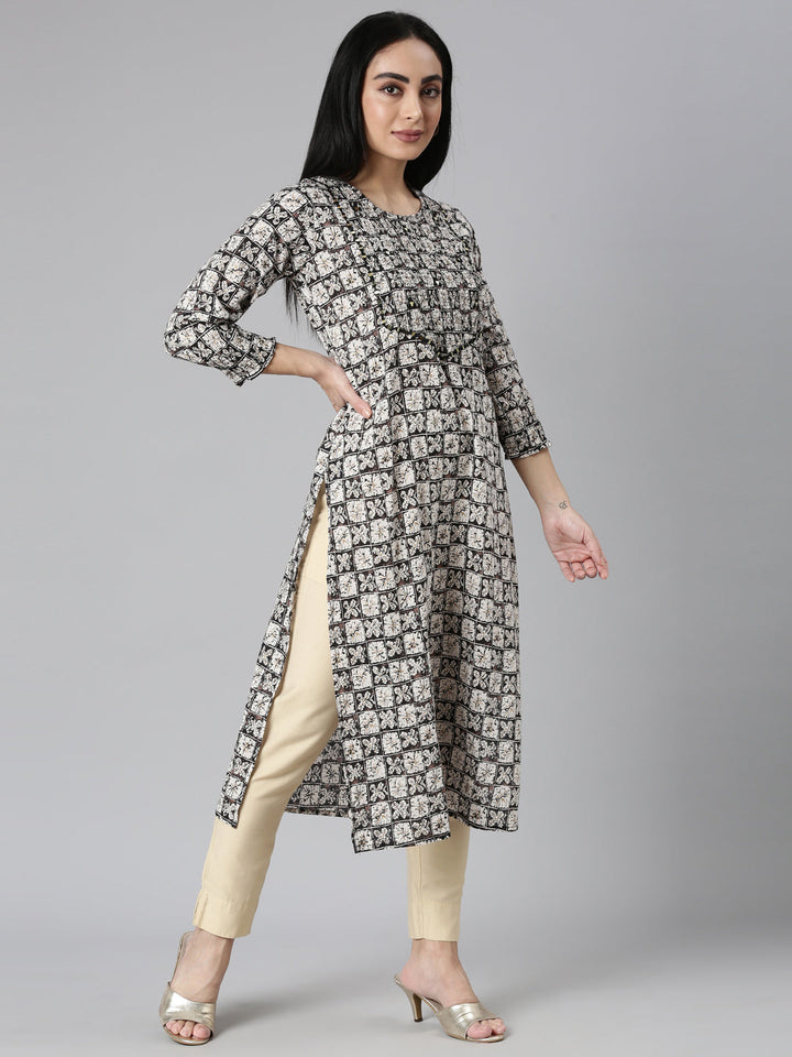 Neerus Black cotton printed kurti - detail view 2