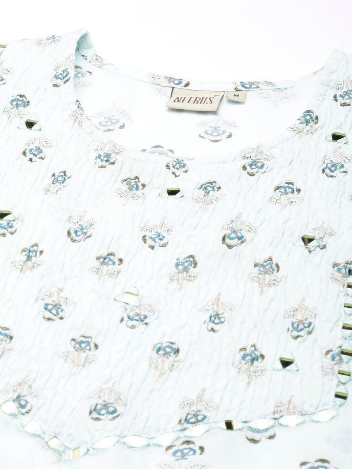 Neerus Blue cotton printed straight kurta - detail view 3