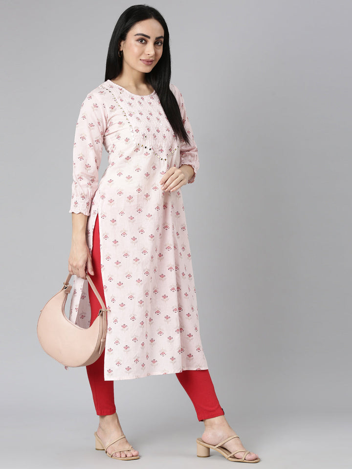 Neerus Pink cotton printed straight kurta - detail view 5