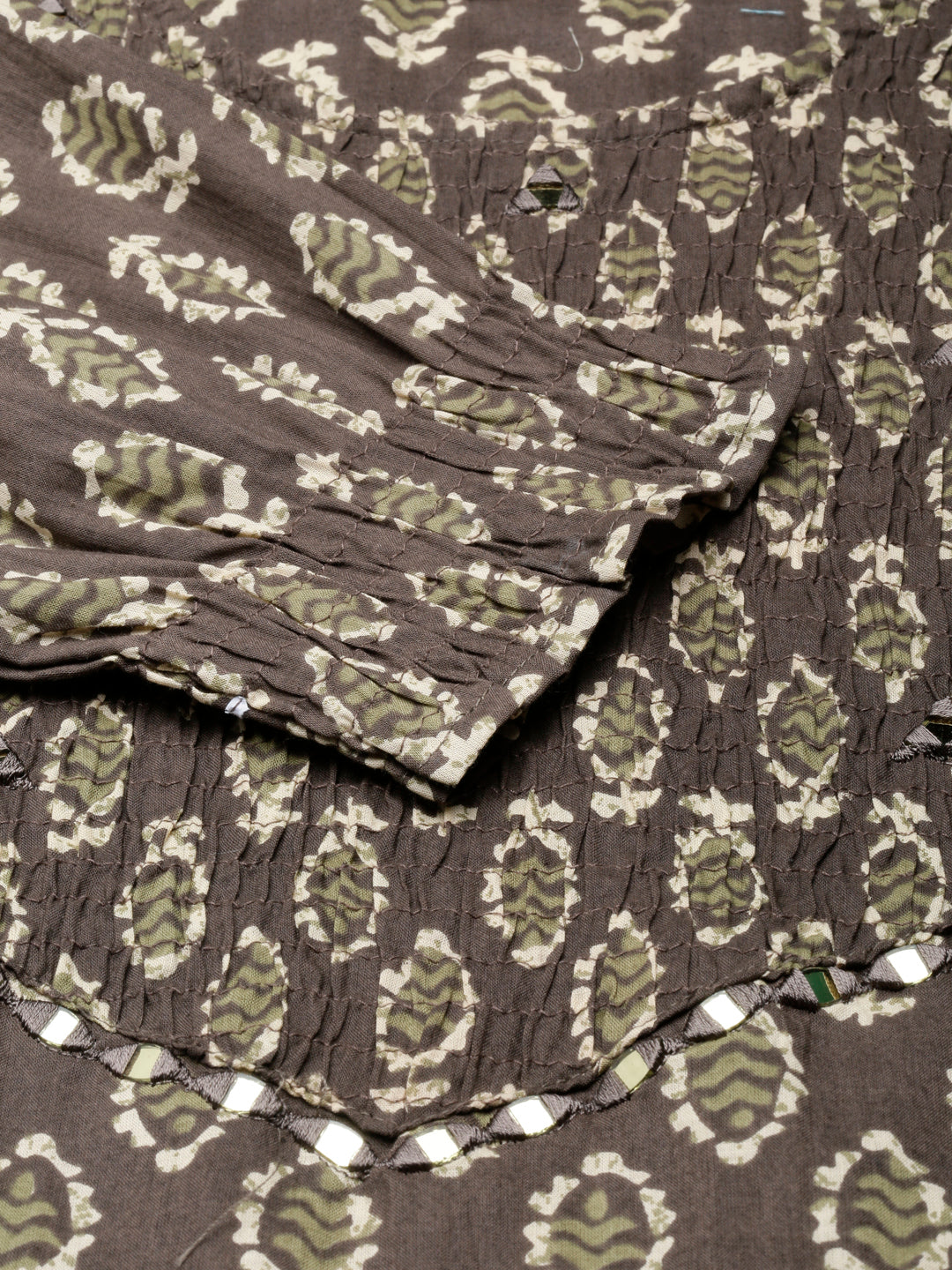 Neerus Brown cotton printed straight kurta - detail view 4