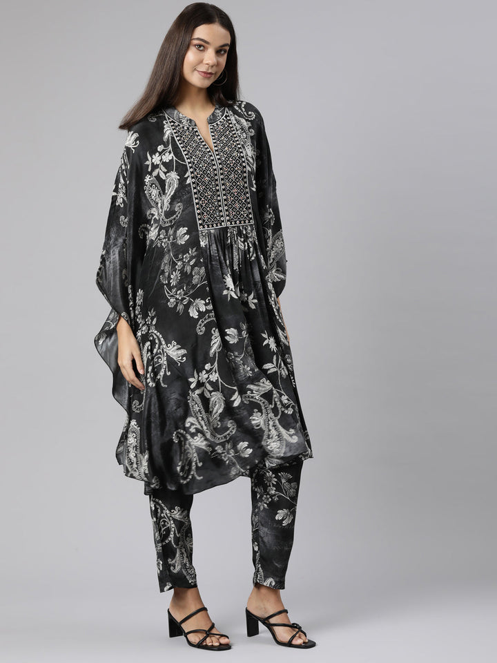 Neerus Grey crepe printed high-low co-ord set - back view