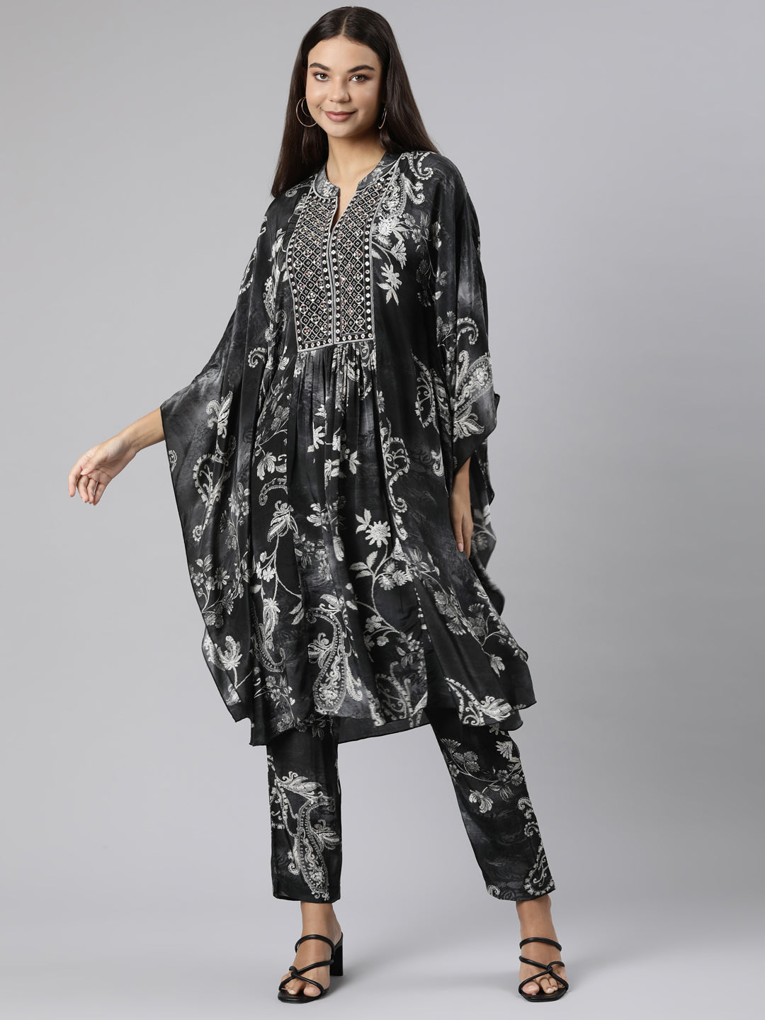 Neerus Grey crepe printed high-low co-ord set - detail view 2