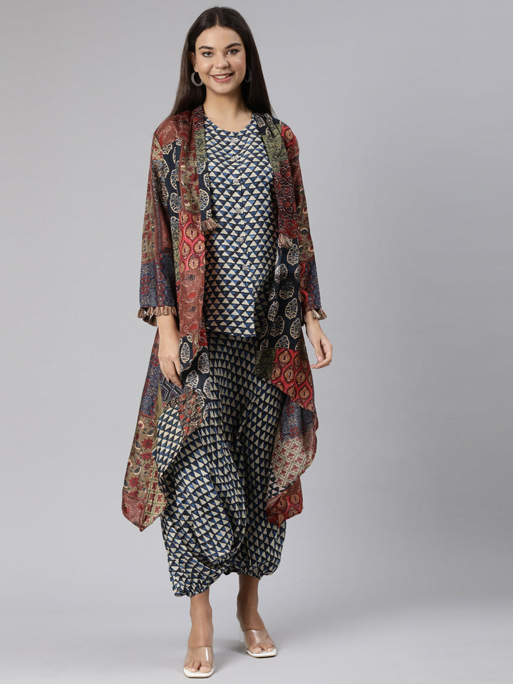 Neerus Multi Regular Straight Chevron Kurta And Veshti With Jacket