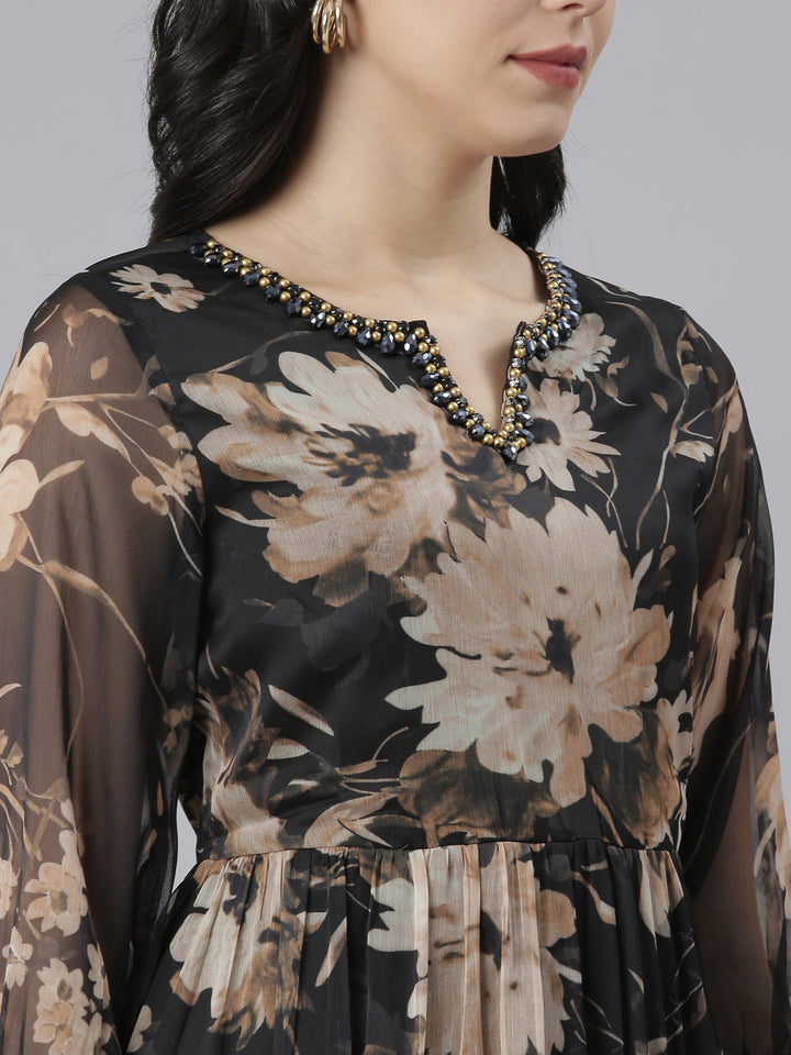 Neerus Black floral printed flared dress - detail view 2