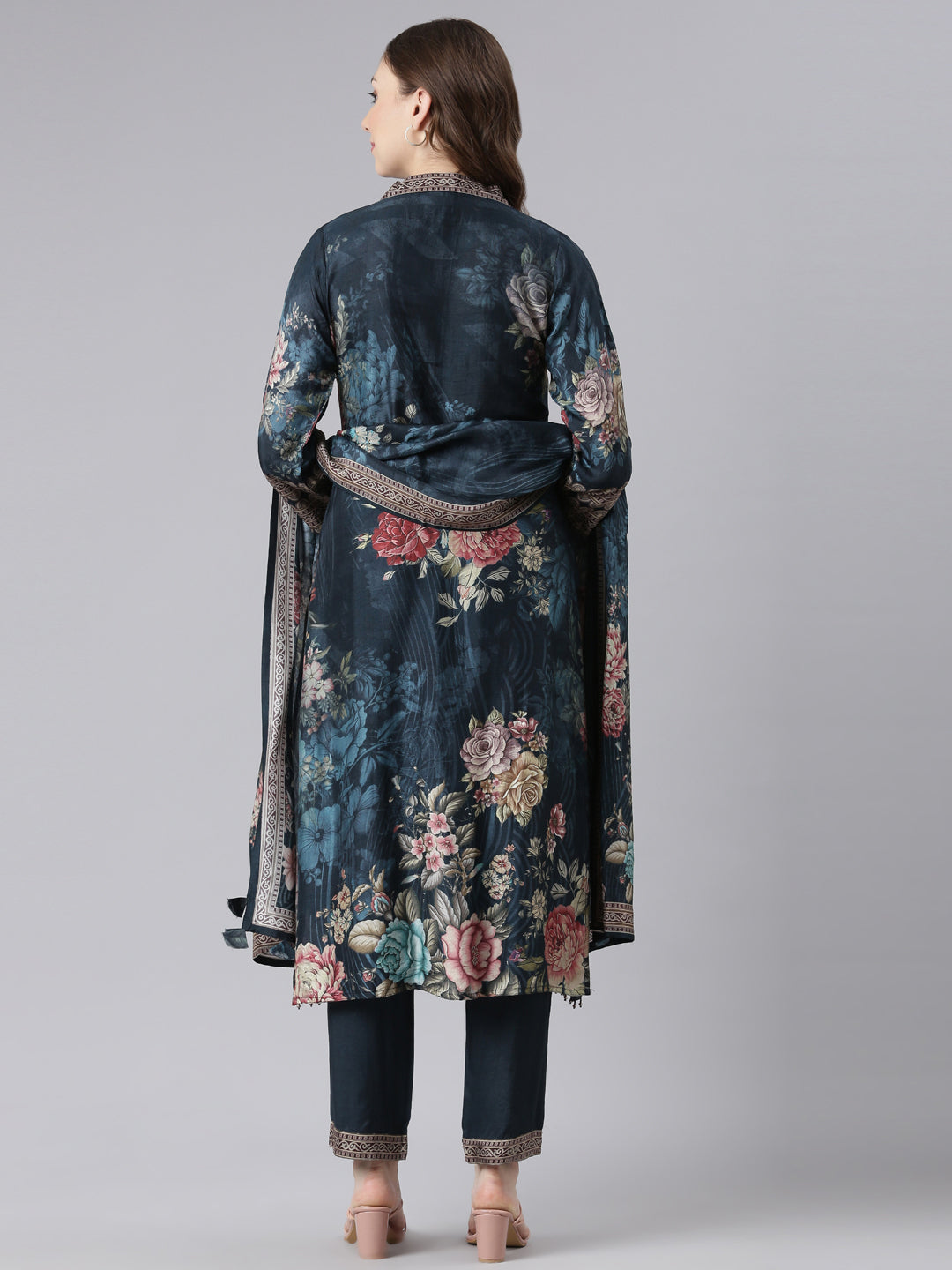 Neerus Blue Chinon Printed Suit Set - detail view 1