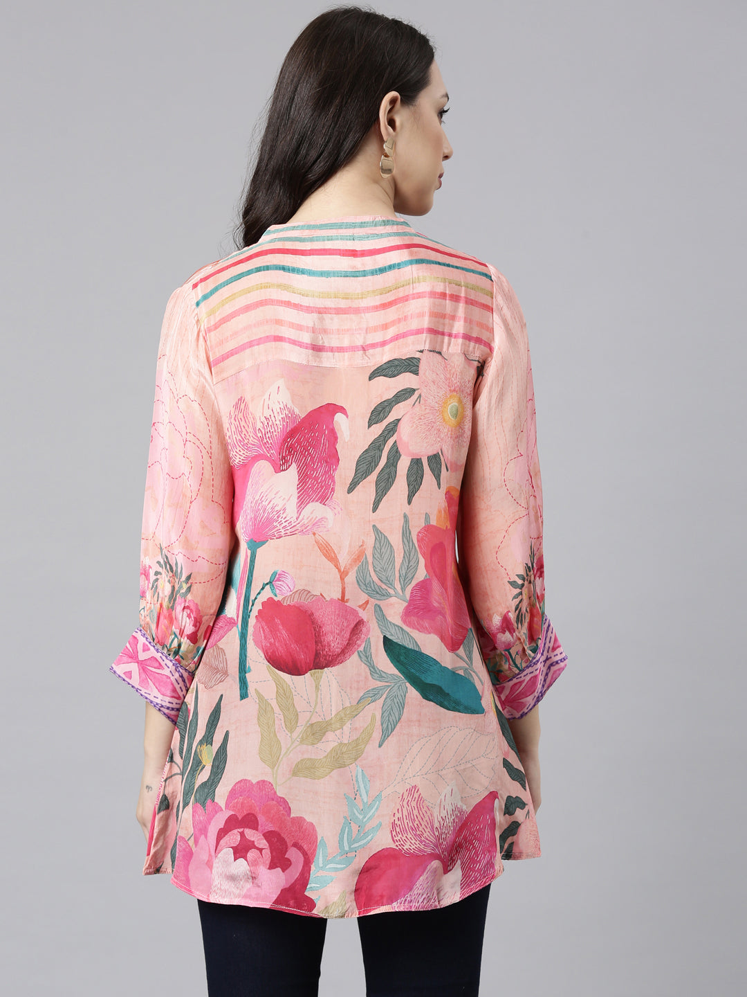 Neerus Pink crepe printed high-low kurti - side view