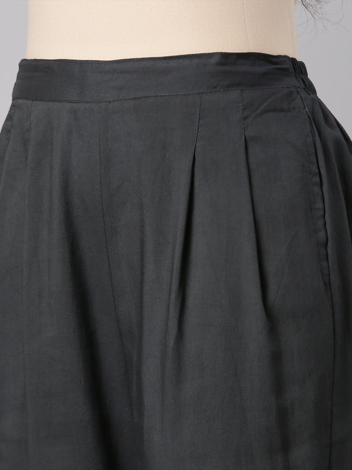 Neerus Grey straight kurta set with trouser - detail view 3