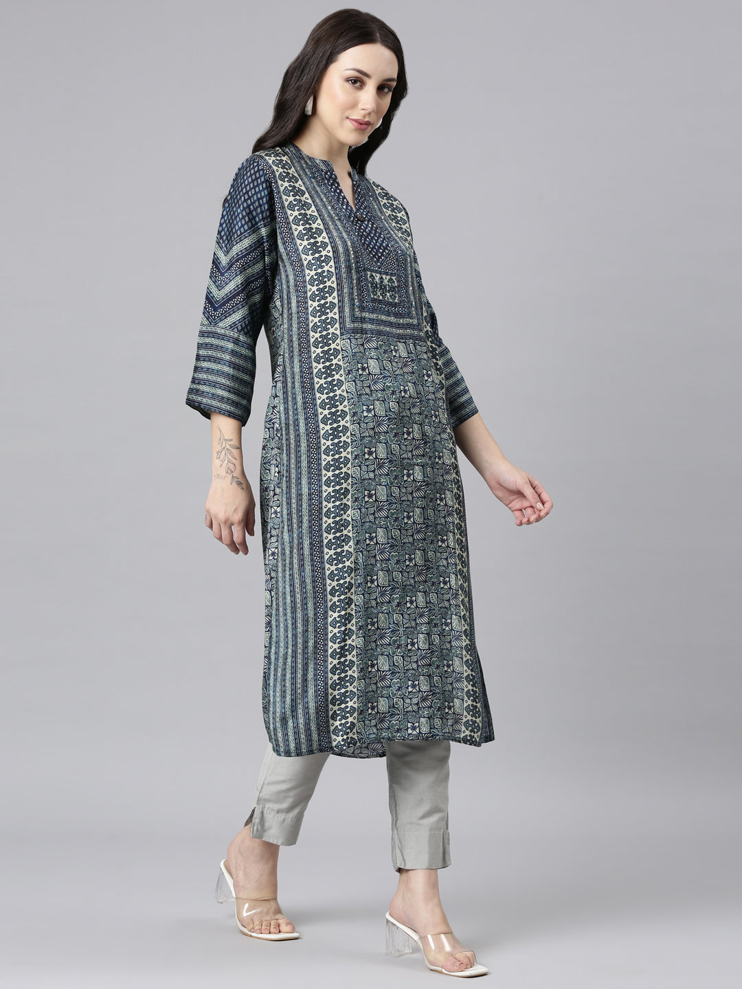 Neerus Blue floral printed straight kurta - back view