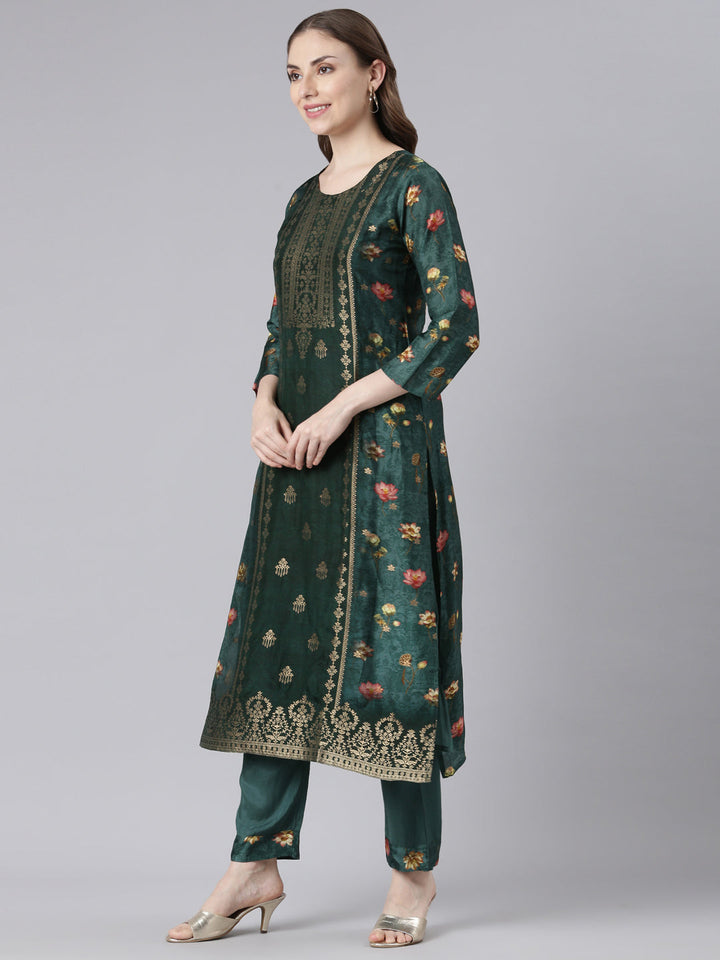 Neerus Green raw silk printed kurta set - back view
