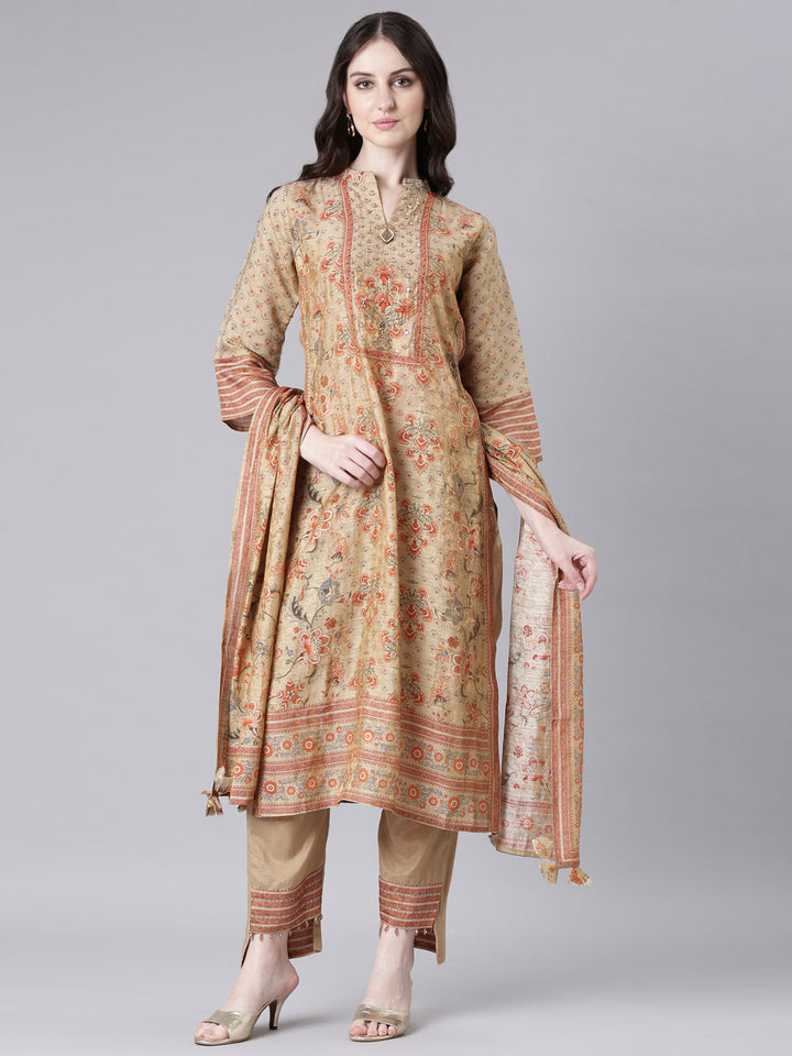 Neerus Beige tissue printed suit set - detail view 2