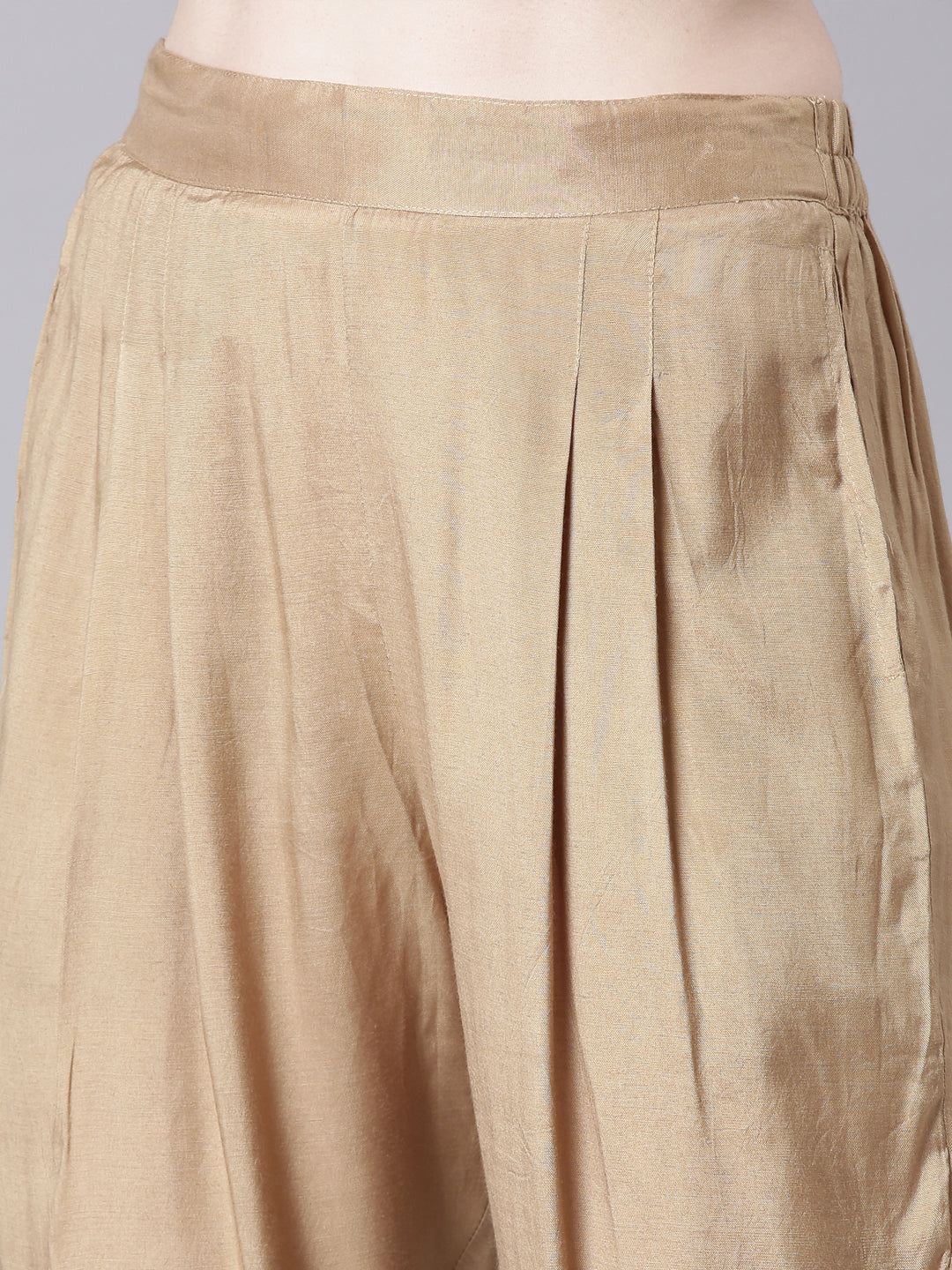Neerus Beige tissue printed suit set - detail view 3