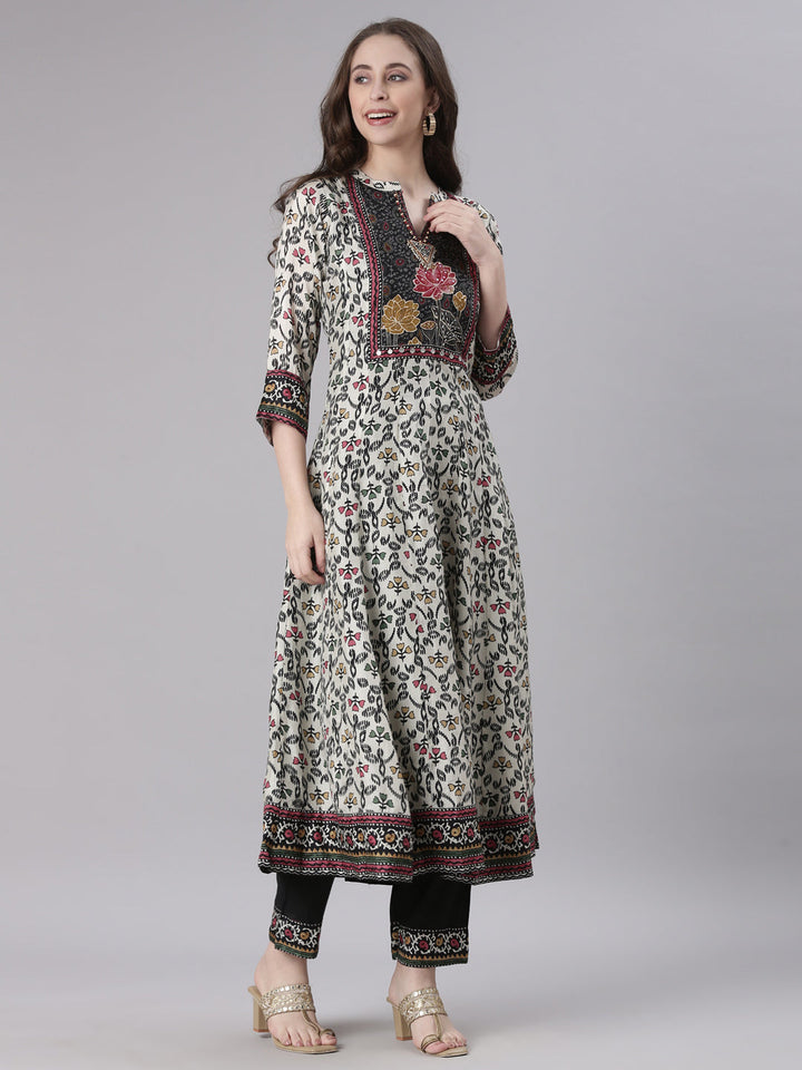Neerus Off White Printed Straight Kurta and Trousers With Dupatta