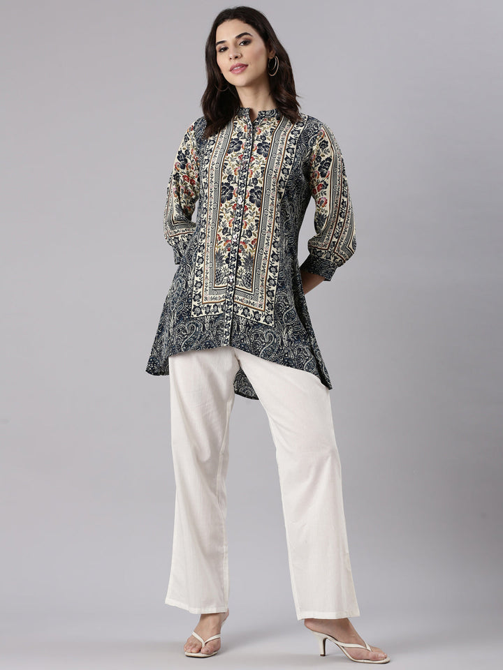 Neerus Grey crepe printed kurti - detail view 2