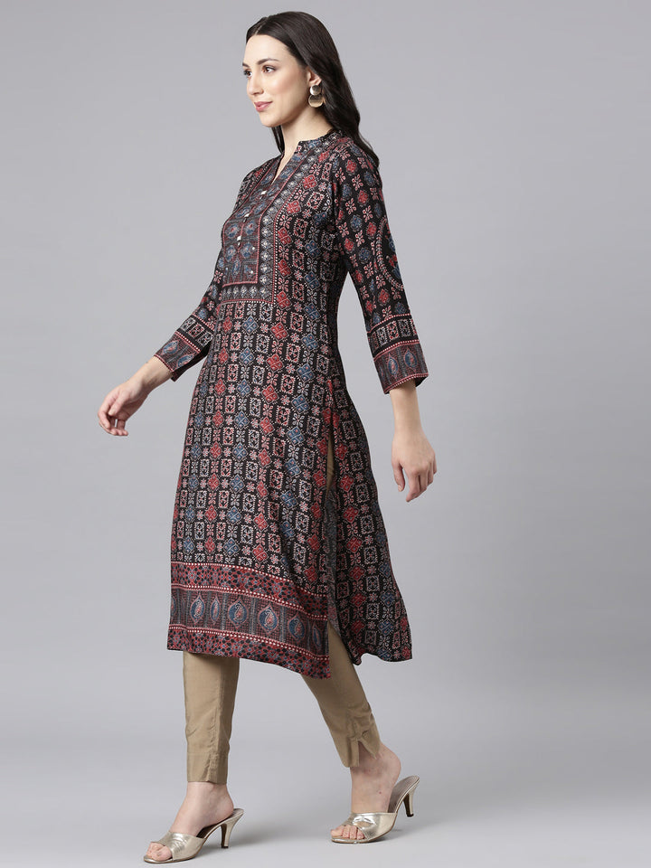 Neerus Black printed floral straight kurta - back view